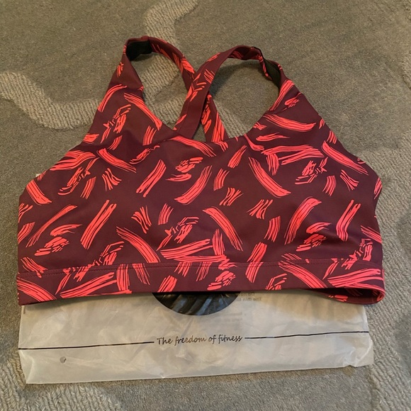 RUNNING GIRL Sports with Removable Cups Sz XL NIB - Picture 2 of 5